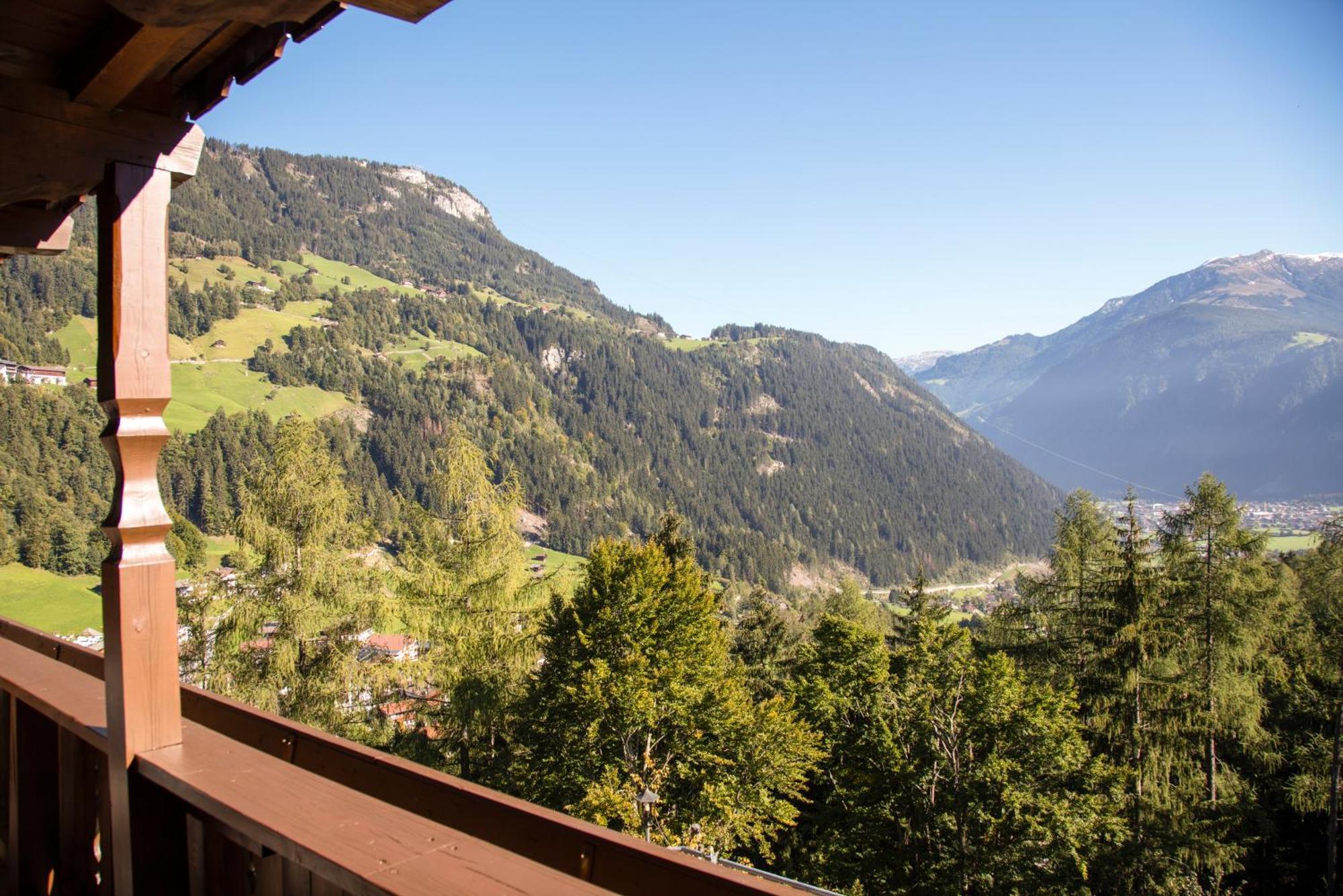 Die Aussicht Finkenberg Esterno foto